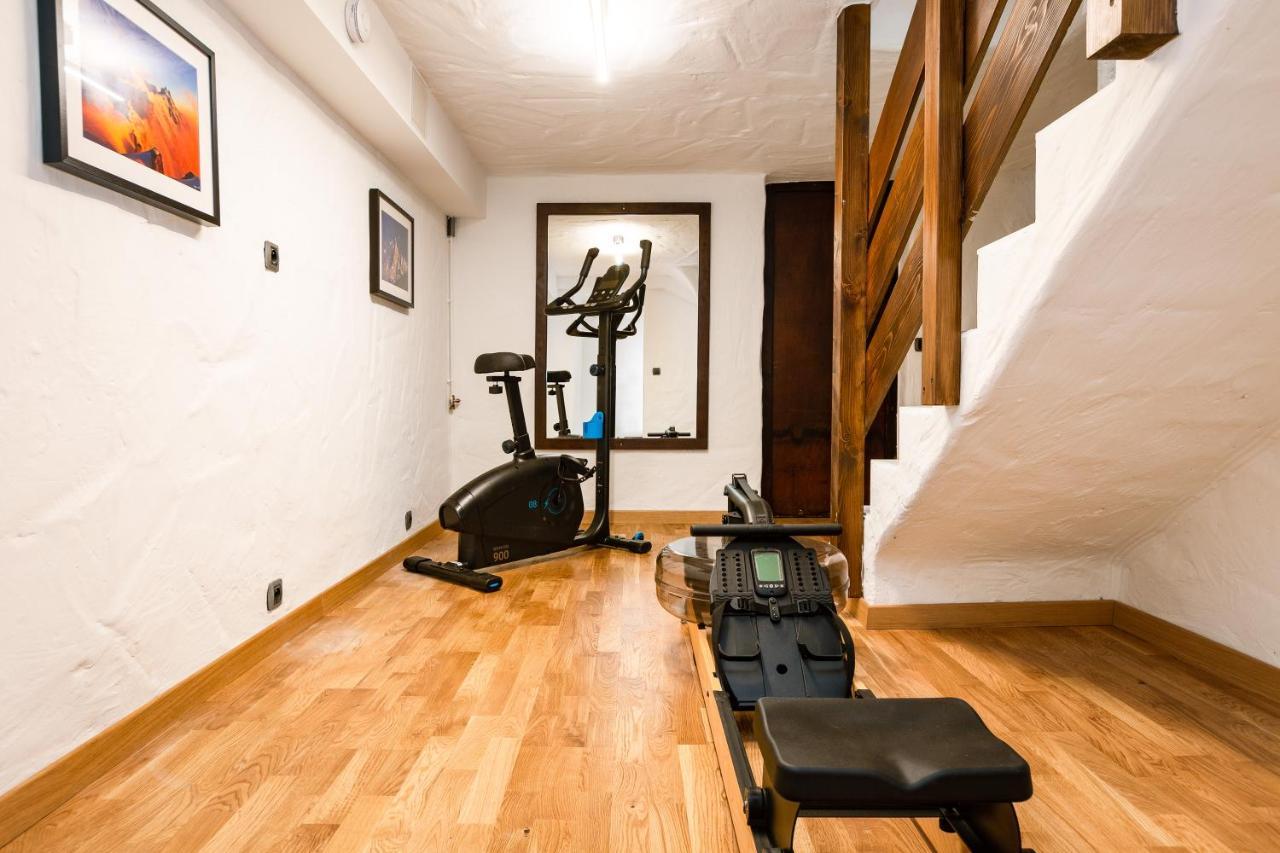 Chalet Les Praz - 280Sqm - Sauna Cinema Fitness - 5 Bedrooms In Heart Of Les Praz - By Cozee Rentals Chamonix Eksteriør bilde